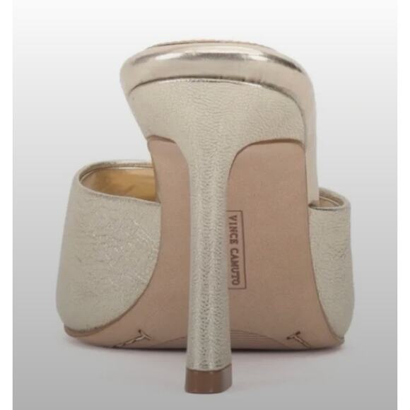 Vince Camuto Gold Leather Paigely Mule size 5